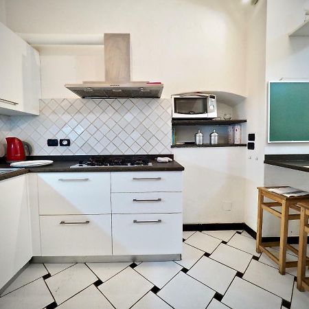 Dimora Di Famagosta Centro - Genovabnb It Apartment Exterior photo